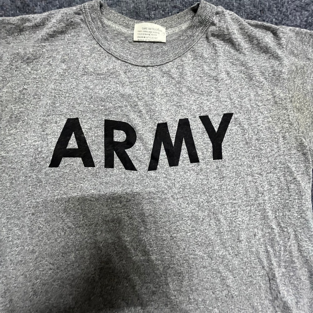 Unicor T-Shirt Mens Size Medium Gray Army Physical Fitness Uniform PFU Vintage